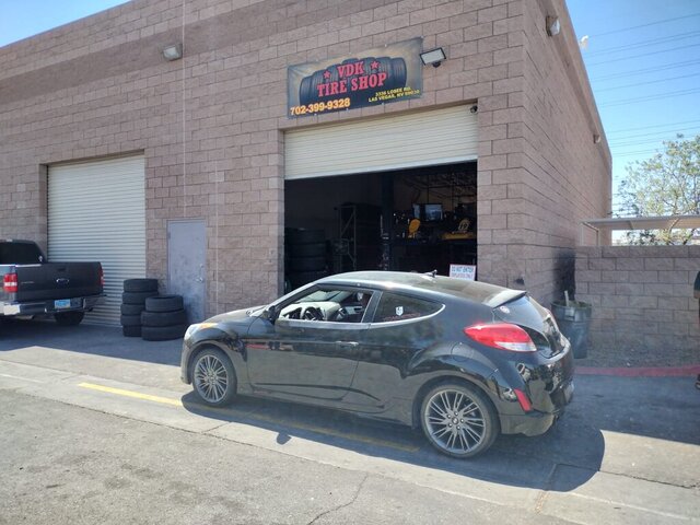 Black Hyundai Veloster Tire Shop 043 — VDK Tire Shop