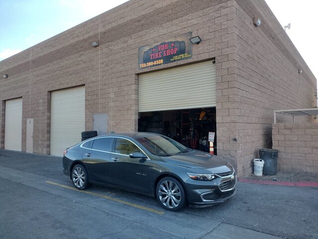 Grey Car Tire Shop Exterior 031 — VDK Tire Shop