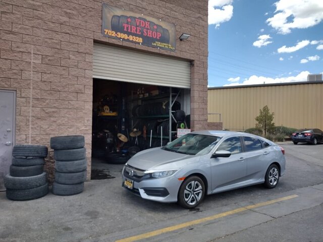 Silver Car Tire Shop Exterior 037 — VDK Tire Shop