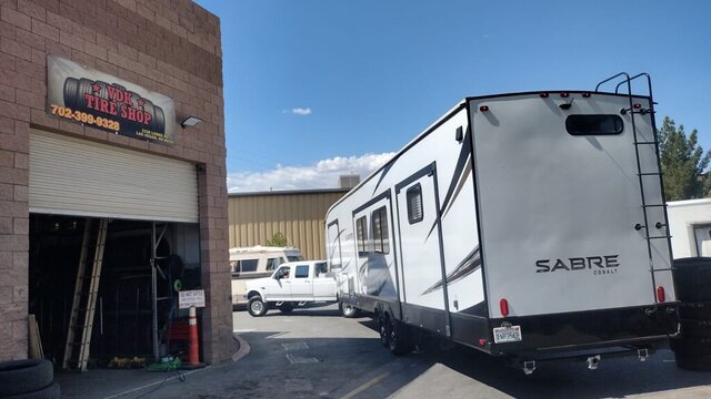 Sabre RV Tire Shop 009 — VDK Tire Shop
