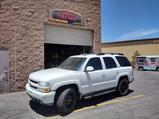White Chevy Tahoe Tire Shop 019 — VDK Tire Shop