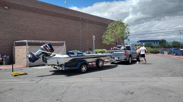 Ranger Bass Boat On Trailer 003 — VDK Tire Shop
